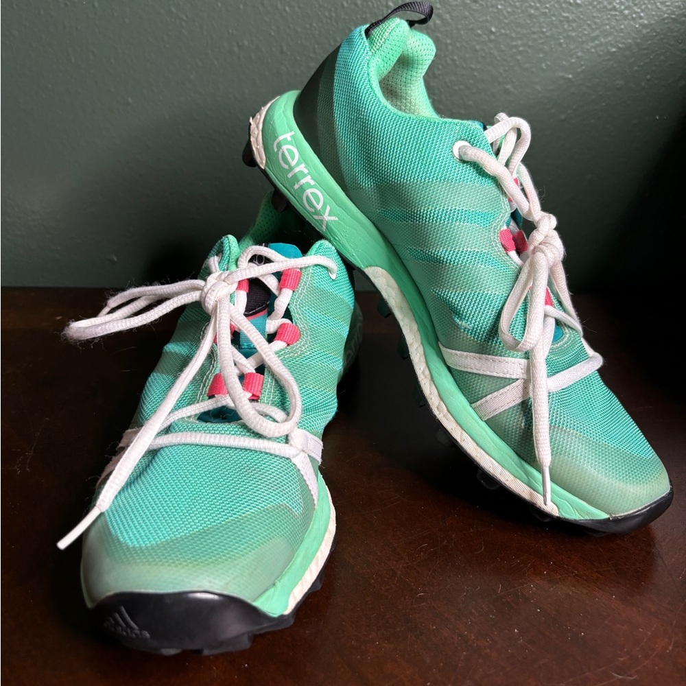 Adidas Terrex 265 Green Women’s Sz 8 Trail Running Shoes!